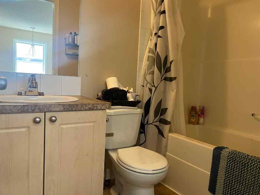 MLS® A2247370 - 79 Saddlebrook Common NE in Saddle Ridge Calgary, Residential