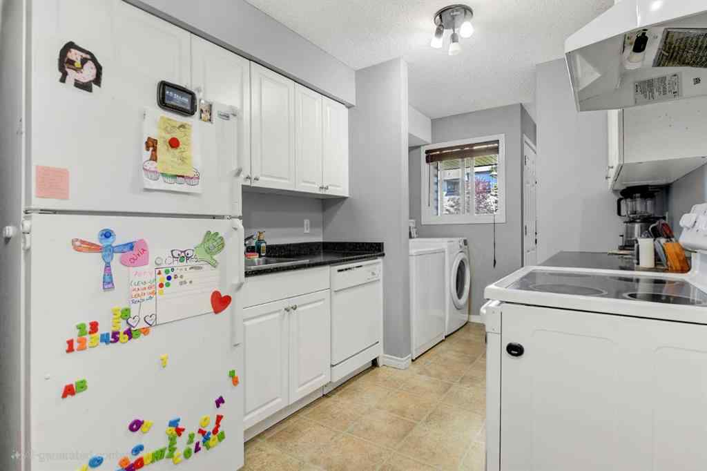 MLS® A2247371 - Unit #1111 7201 Poplar Drive   in South Patterson Place Grande Prairie, Residential
