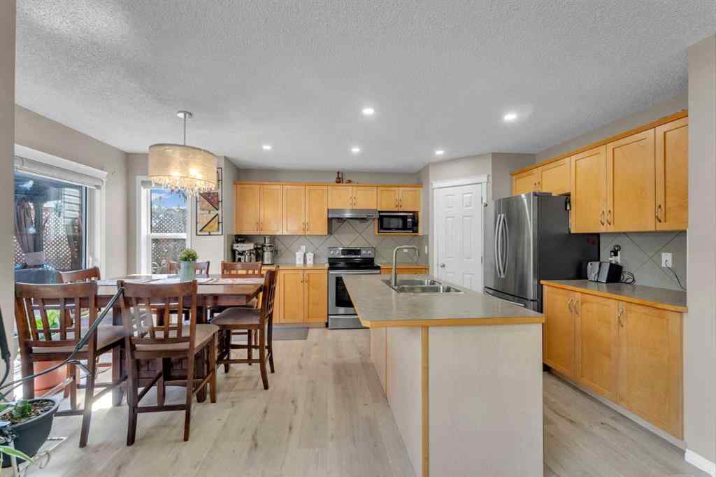 MLS® A2247373 - 138 Saddlecrest Park NE in Saddle Ridge Calgary, Residential