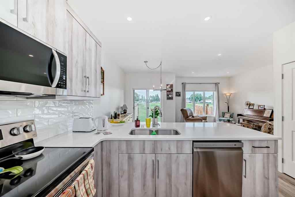 MLS® A2247389 - Unit #2 1572 Stafford Drive N in Staffordville Lethbridge, Residential