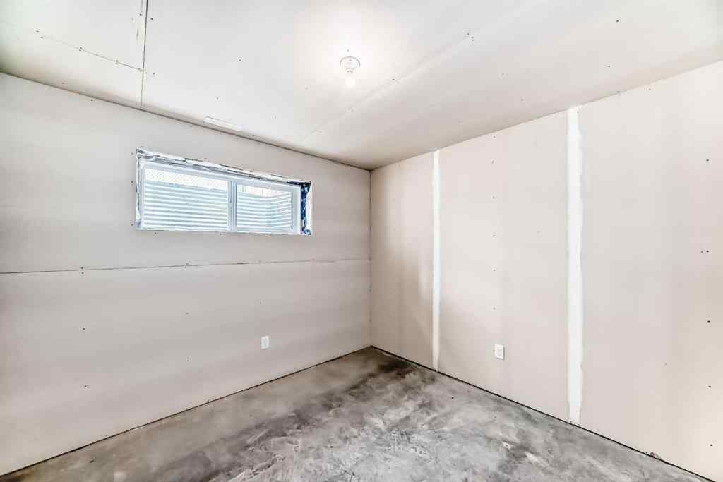 MLS® A2247389 - Unit #2 1572 Stafford Drive N in Staffordville Lethbridge, Residential