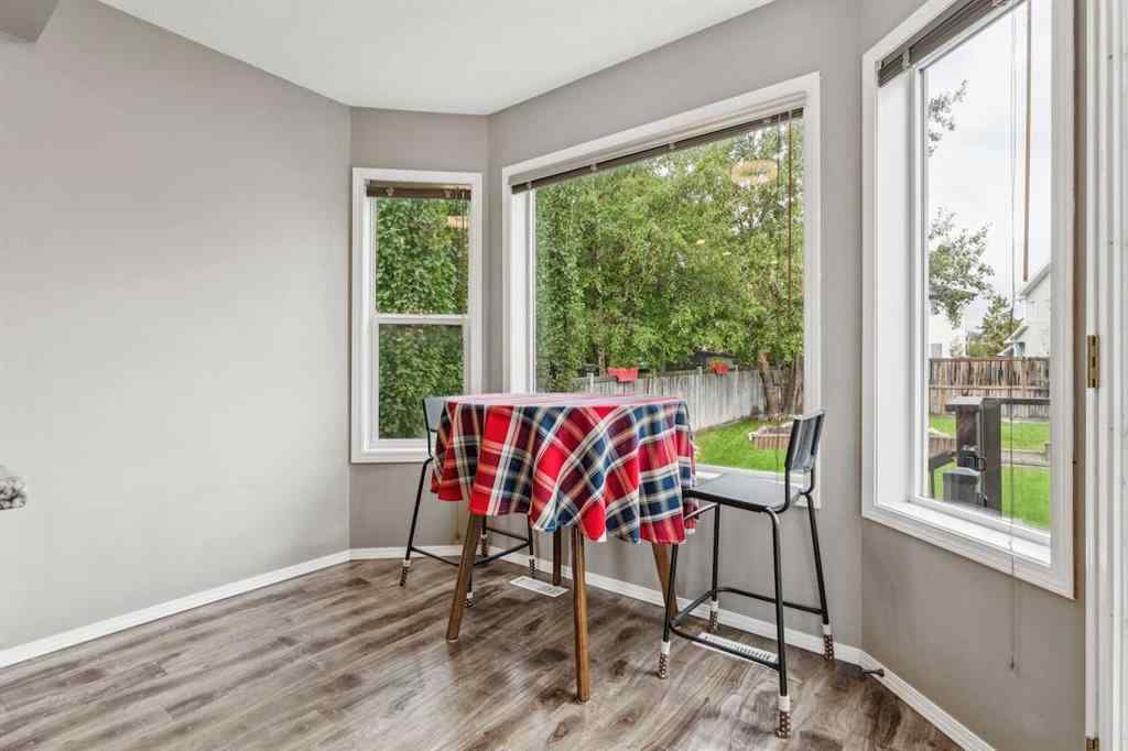 MLS® A2247391 - 132 Citadel Meadow Bay NW in Citadel Calgary, Residential