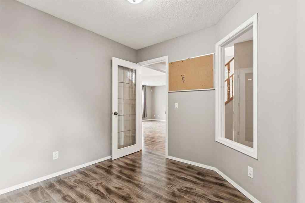 MLS® A2247391 - 132 Citadel Meadow Bay NW in Citadel Calgary, Residential