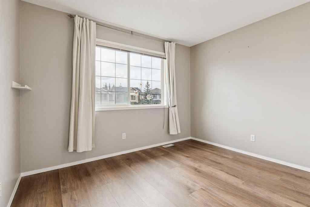 MLS® A2247391 - 132 Citadel Meadow Bay NW in Citadel Calgary, Residential