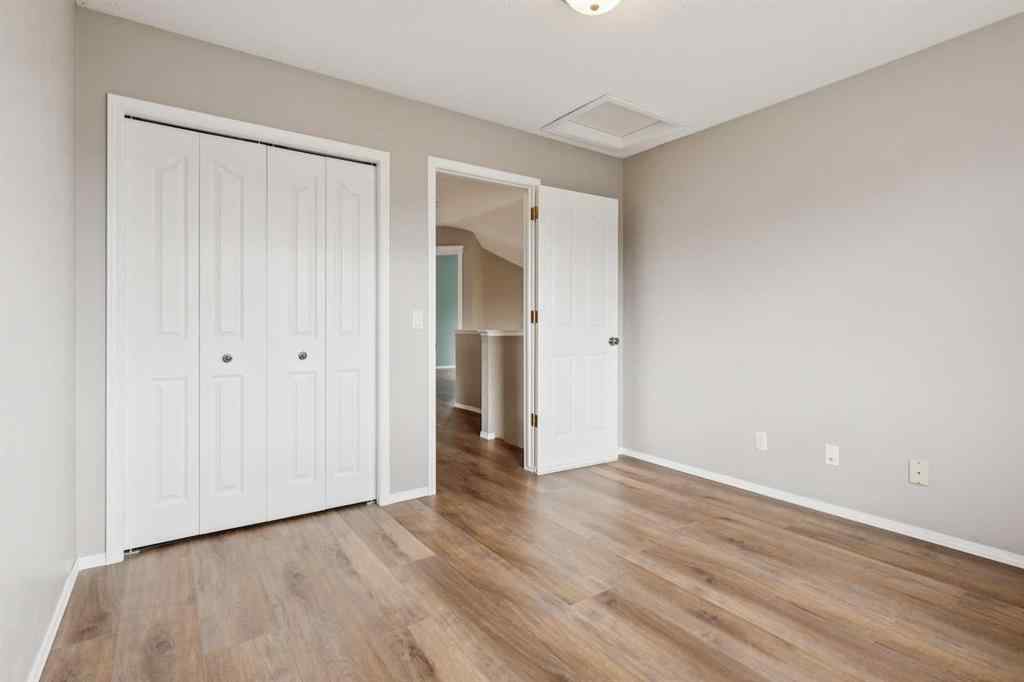 MLS® A2247391 - 132 Citadel Meadow Bay NW in Citadel Calgary, Residential