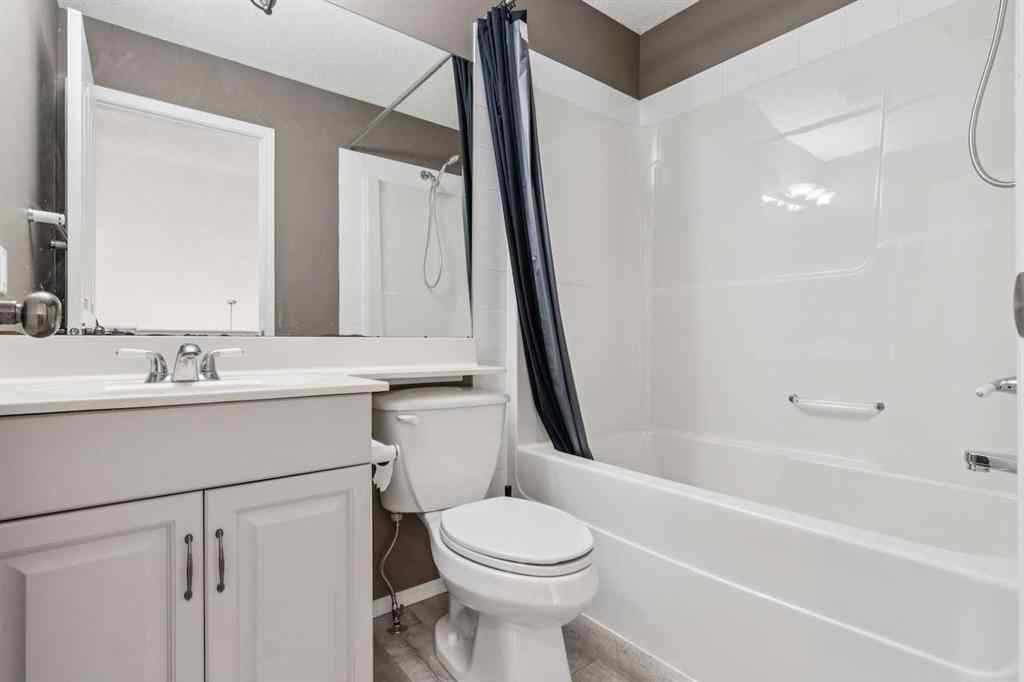 MLS® A2247391 - 132 Citadel Meadow Bay NW in Citadel Calgary, Residential