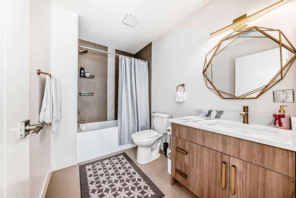 MLS® A2247396 - 329 37 Street SW in Spruce Cliff Calgary, Residential