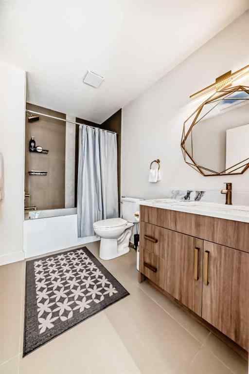 MLS® A2247396 - 329 37 Street SW in Spruce Cliff Calgary, Residential