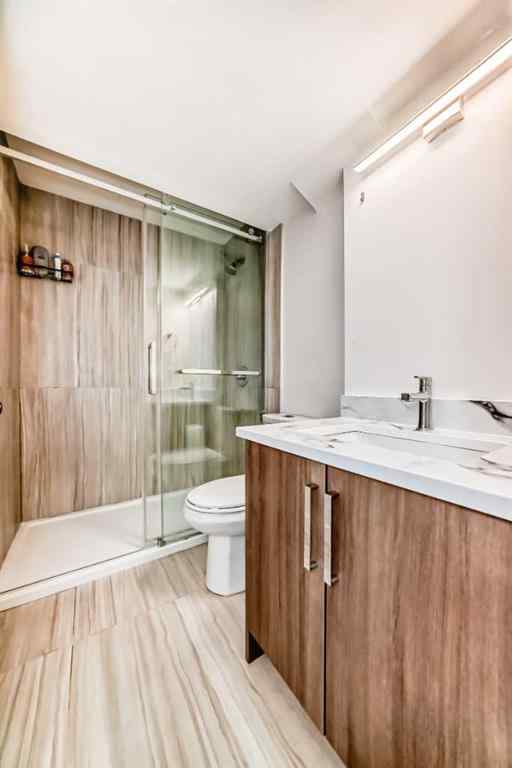 MLS® A2247396 - 329 37 Street SW in Spruce Cliff Calgary, Residential