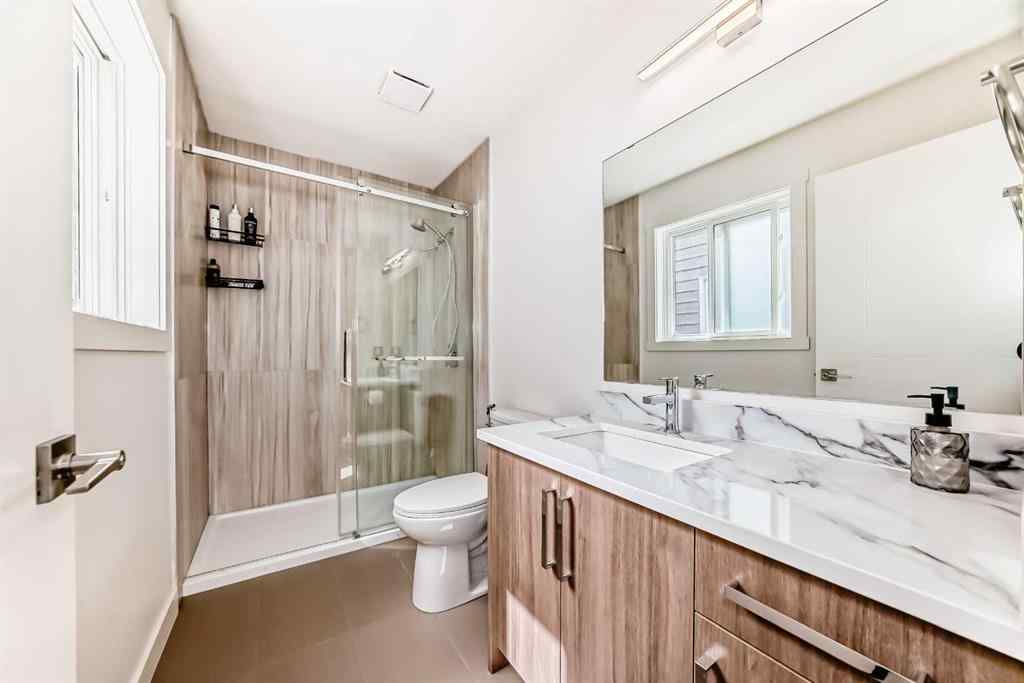MLS® A2247396 - 329 37 Street SW in Spruce Cliff Calgary, Residential