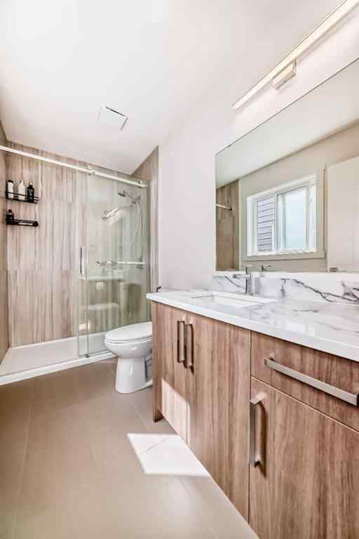 MLS® A2247396 - 329 37 Street SW in Spruce Cliff Calgary, Residential