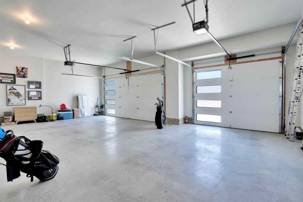MLS® A2247405 - 18 Poplar Ridge Close  in NONE Didsbury, Residential