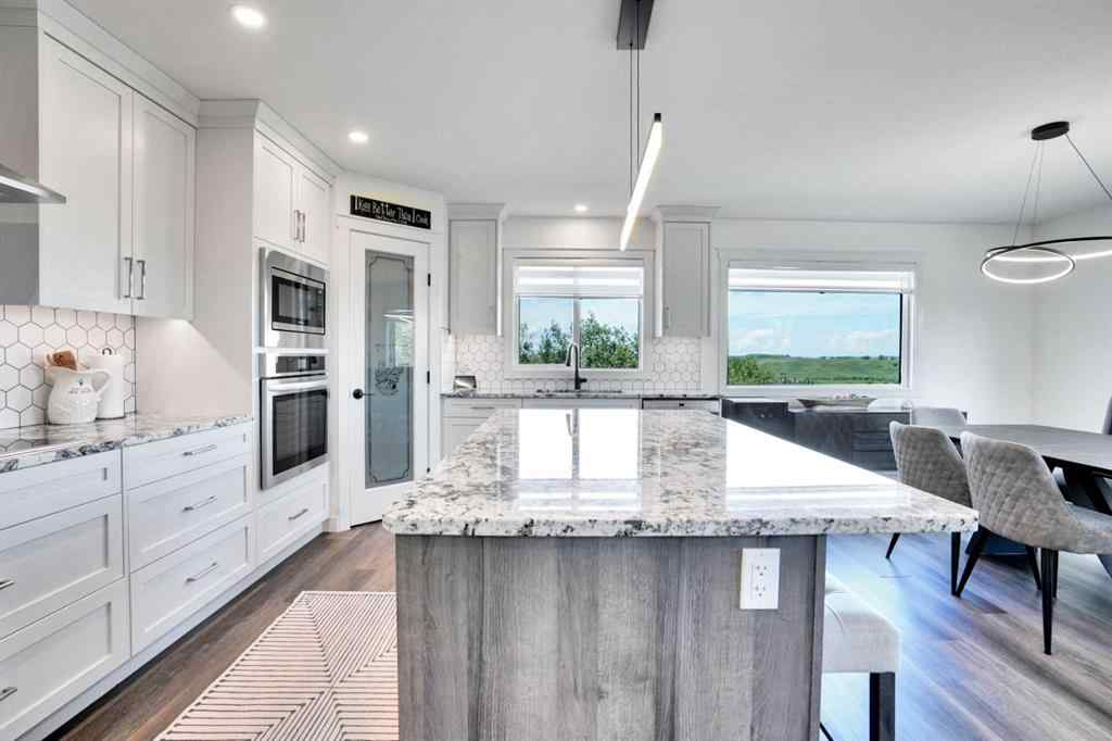 MLS® A2247405 - 18 Poplar Ridge Close  in NONE Didsbury, Residential