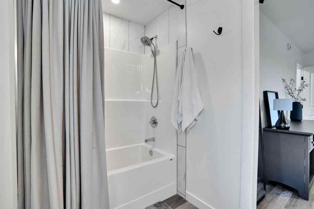 MLS® A2247405 - 18 Poplar Ridge Close  in NONE Didsbury, Residential
