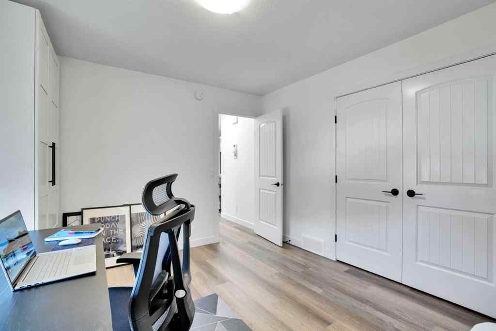 MLS® A2247405 - 18 Poplar Ridge Close  in NONE Didsbury, Residential