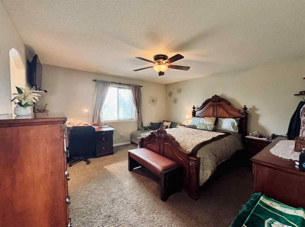 MLS® A2247412 - 160 Rainbow Falls Grove  in Rainbow Falls Chestermere, Residential