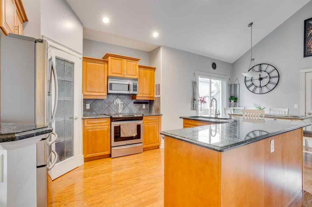 MLS® A2247417 - 176 Maple Leaf Lane  in Timberlea Fort McMurray, Residential