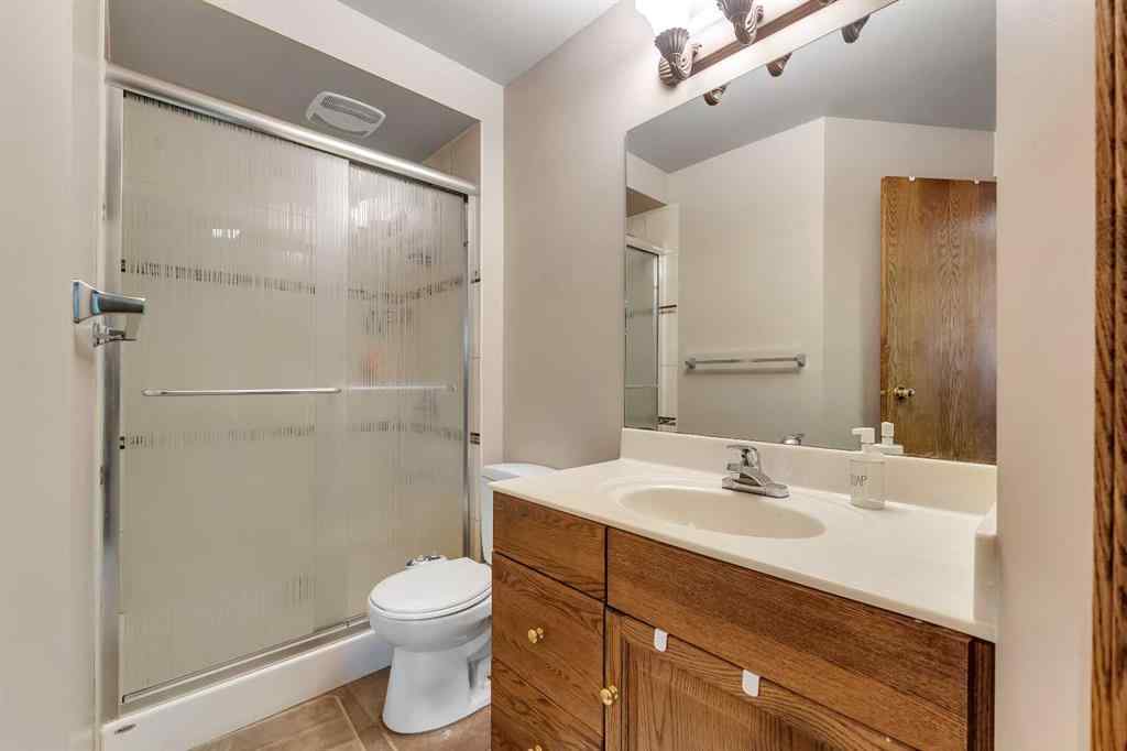 MLS® A2247422 - 33 Edgevalley Way NW in Edgemont Calgary, Residential