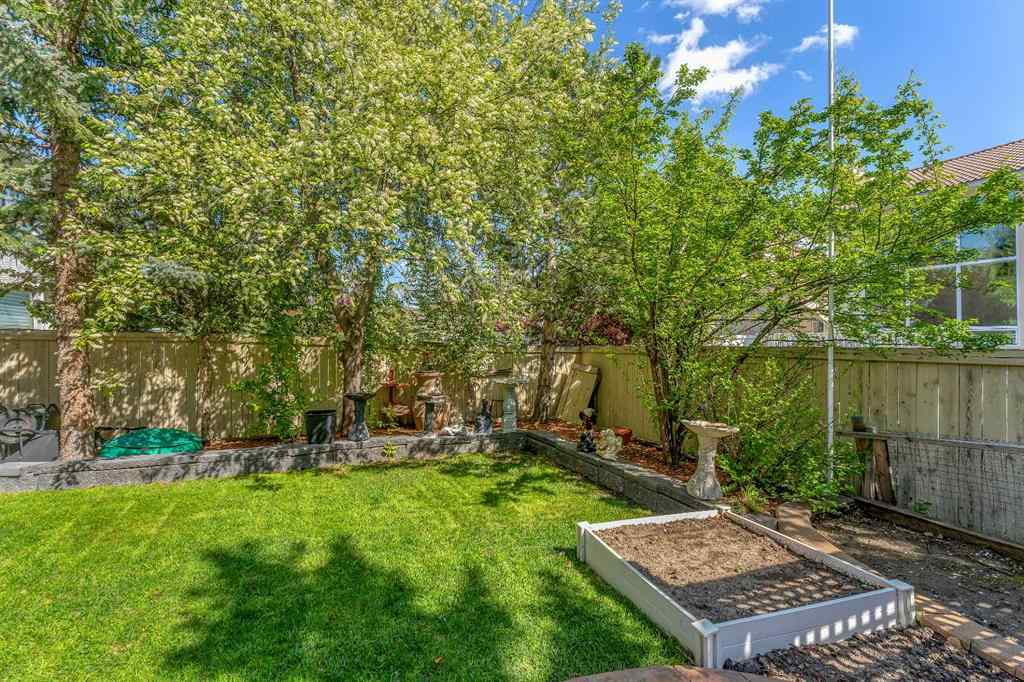 MLS® A2247422 - 33 Edgevalley Way NW in Edgemont Calgary, Residential