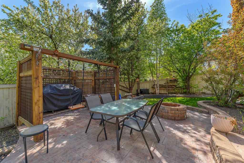 MLS® A2247422 - 33 Edgevalley Way NW in Edgemont Calgary, Residential