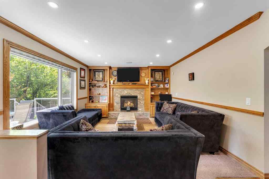 MLS® A2247422 - 33 Edgevalley Way NW in Edgemont Calgary, Residential