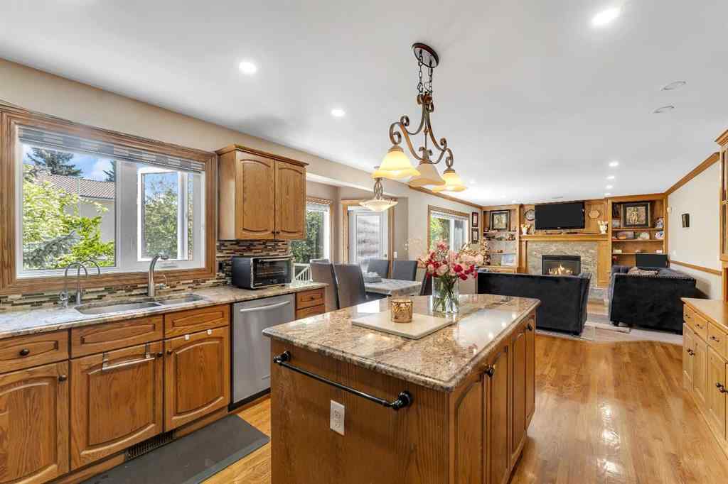 MLS® A2247422 - 33 Edgevalley Way NW in Edgemont Calgary, Residential