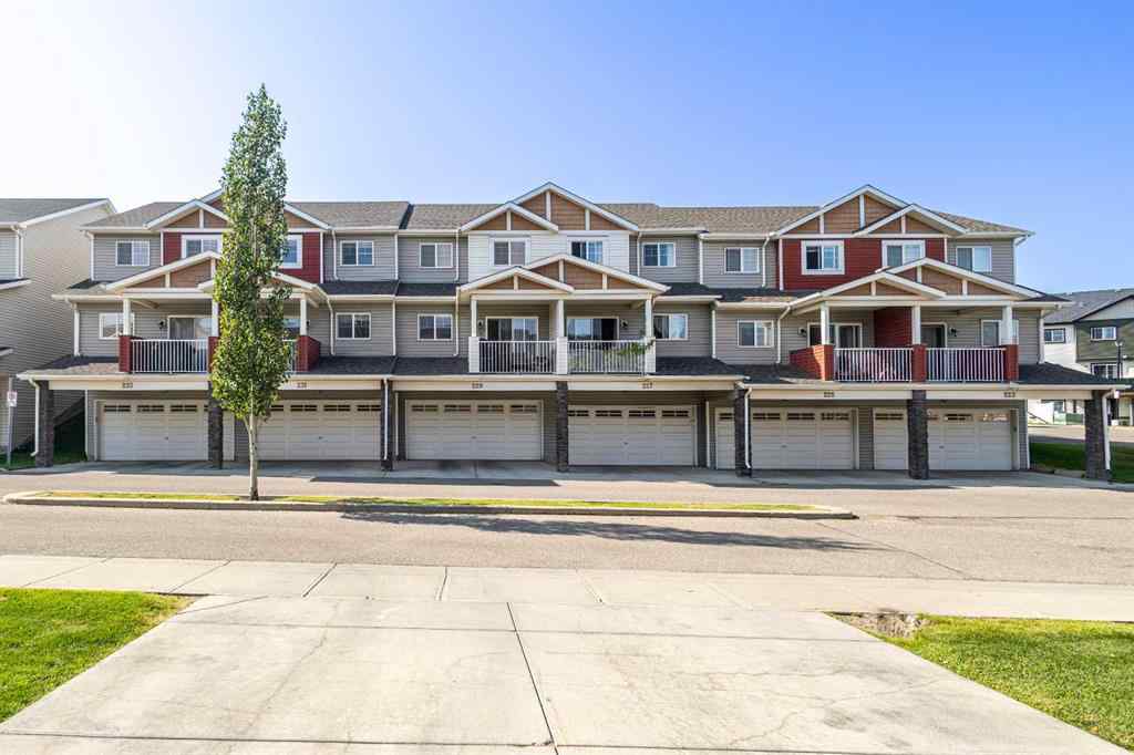 MLS® A2247425 - 231 Pantego Lane NW in Panorama Hills Calgary, Residential