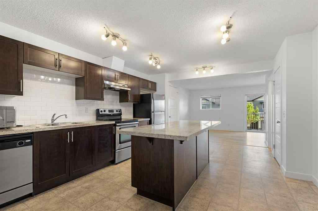 MLS® A2247425 - 231 Pantego Lane NW in Panorama Hills Calgary, Residential