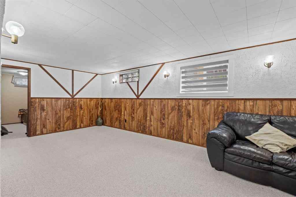 MLS® A2247434 - 12 Whiteland Bay NE in Whitehorn Calgary, Residential