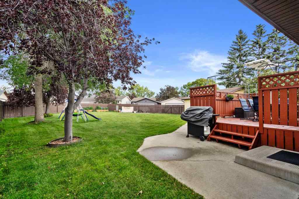 MLS® A2247434 - 12 Whiteland Bay NE in Whitehorn Calgary, Residential