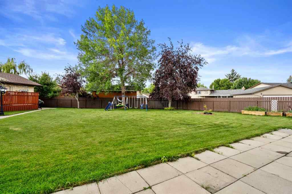 MLS® A2247434 - 12 Whiteland Bay NE in Whitehorn Calgary, Residential