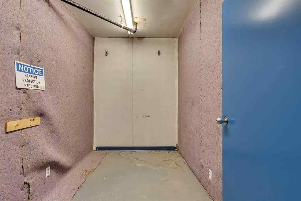 MLS® A2247436 - Unit #Bay 1 1431 40 Avenue NE in McCall Calgary, Commercial