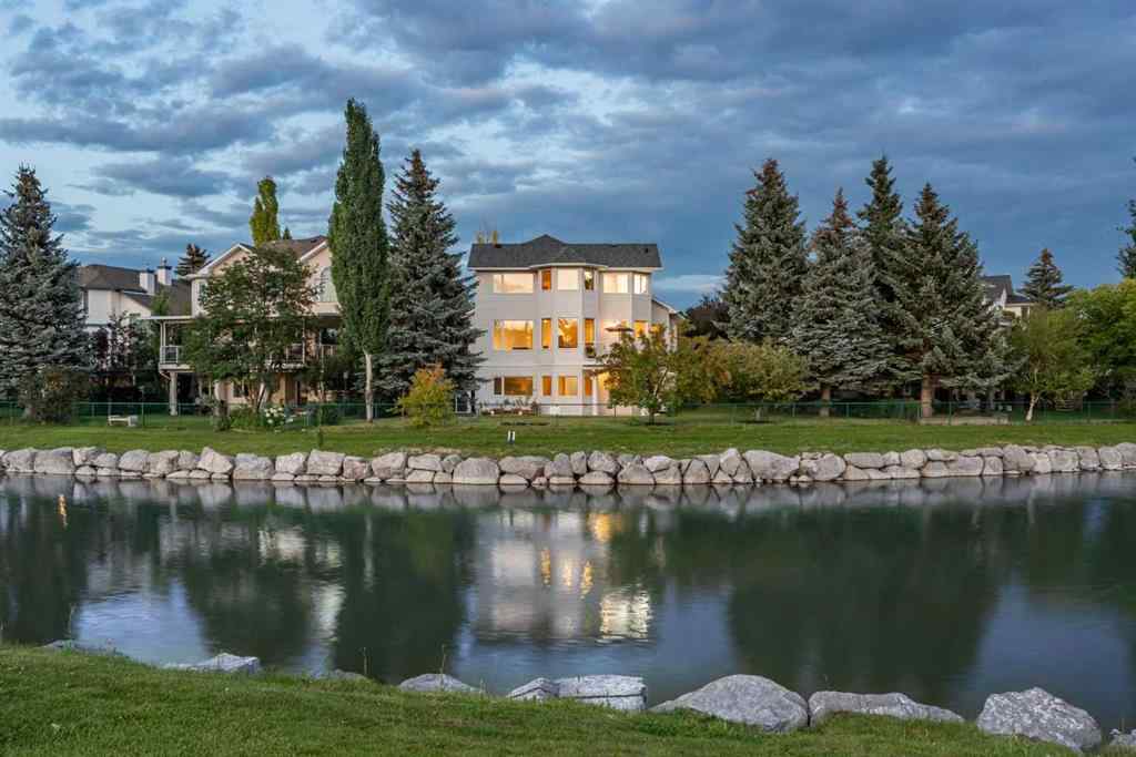 MLS® A2247438 - 107 Valley Ridge Green NW in Valley Ridge Calgary, Residential
