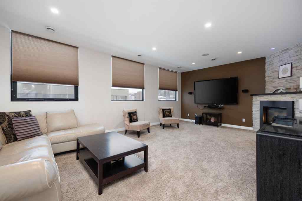 MLS® A2247441 - 9810 Main Street  in Downtown Fort McMurray, Commercial