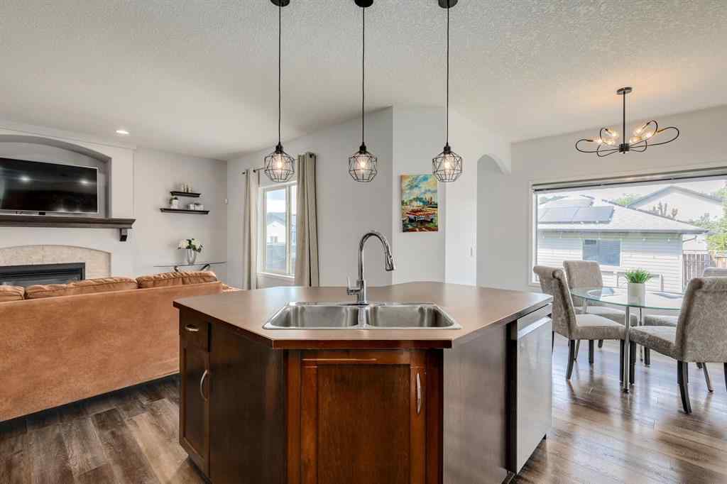 MLS® A2247448 - 238 Elgin Manor SE in McKenzie Towne Calgary, Residential