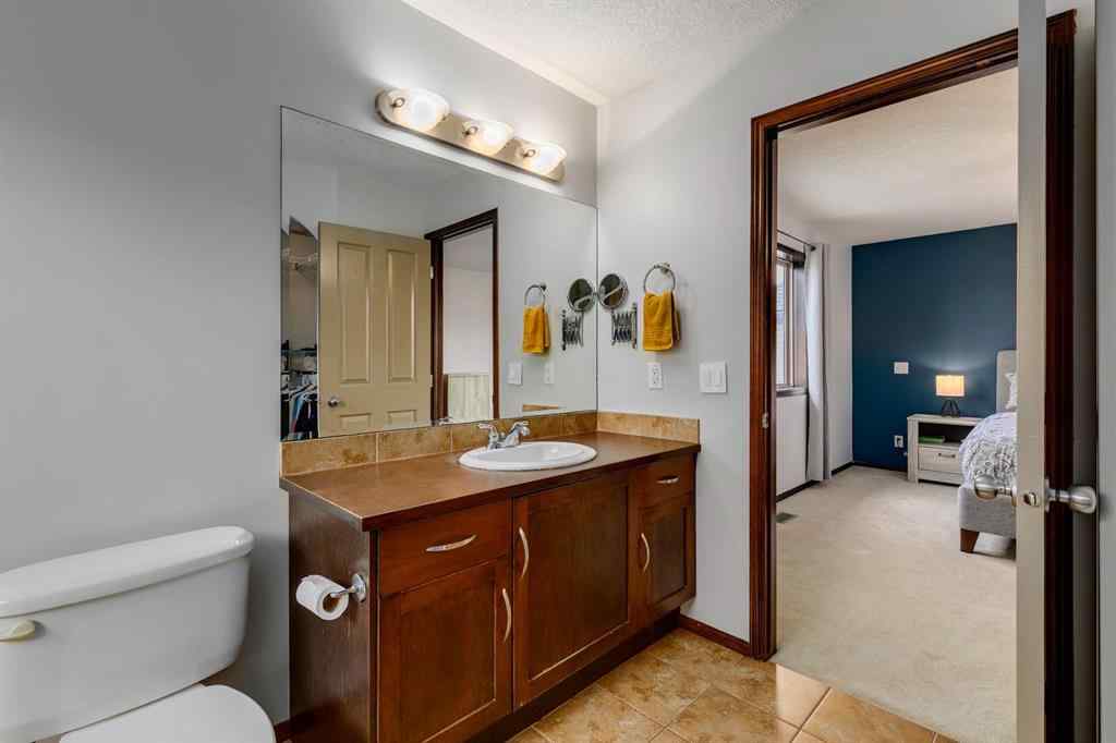 MLS® A2247448 - 238 Elgin Manor SE in McKenzie Towne Calgary, Residential
