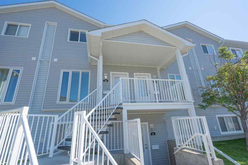 MLS® A2247452 - 12 Northlands Pointe   in Northeast Crescent Heights Medicine Hat, Residential