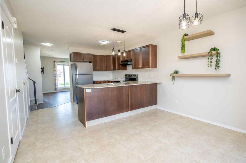 MLS® A2247452 - 12 Northlands Pointe   in Northeast Crescent Heights Medicine Hat, Residential