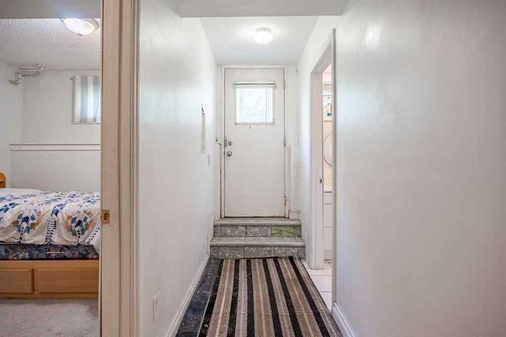 MLS® A2247457 - 3152 Blakiston Drive NW in Brentwood Calgary, Residential
