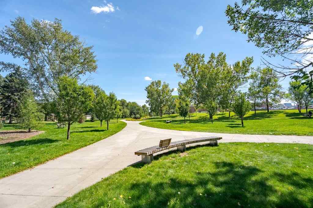 MLS® A2247457 - 3152 Blakiston Drive NW in Brentwood Calgary, Residential