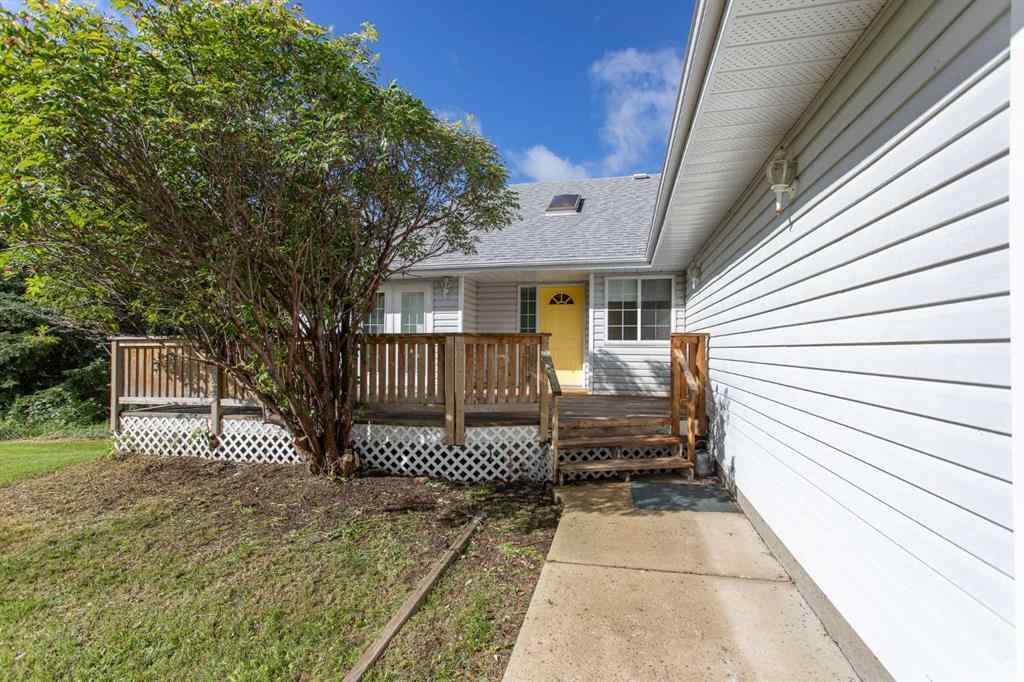 MLS® A2247460 - 1260036 Township Road 420   in Spruce Ridge Estates Rural Ponoka County, Residential