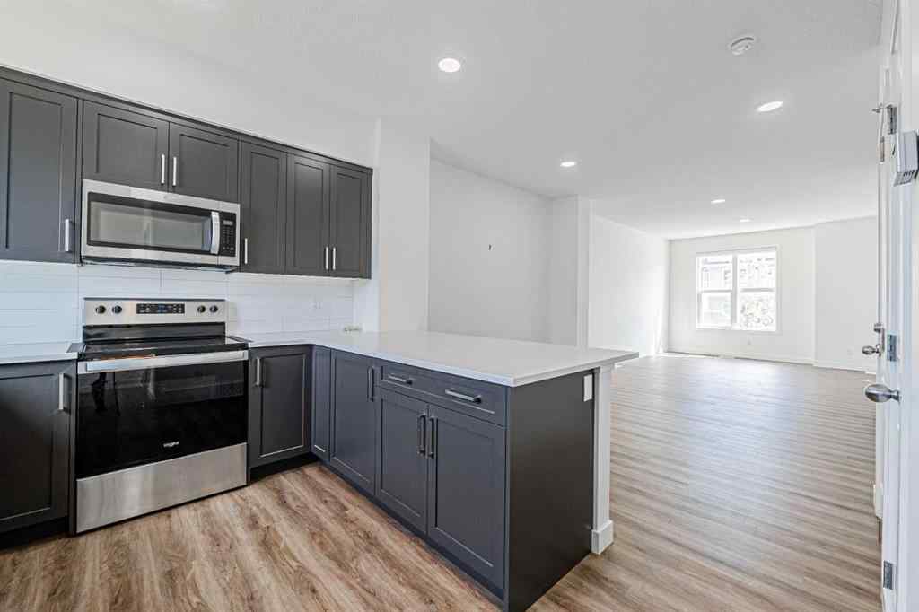 MLS® A2247465 - 652 Savanna Boulevard NE in Saddle Ridge Calgary, Residential