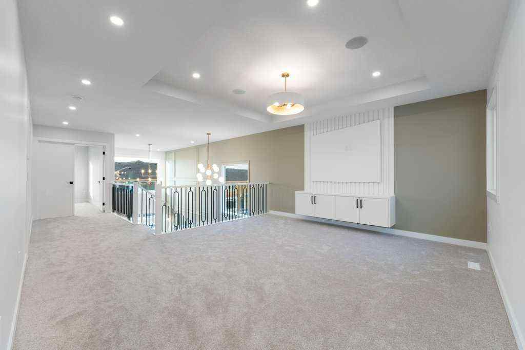MLS® A2247469 - 351 Waterford Grove  in NONE Chestermere, Residential