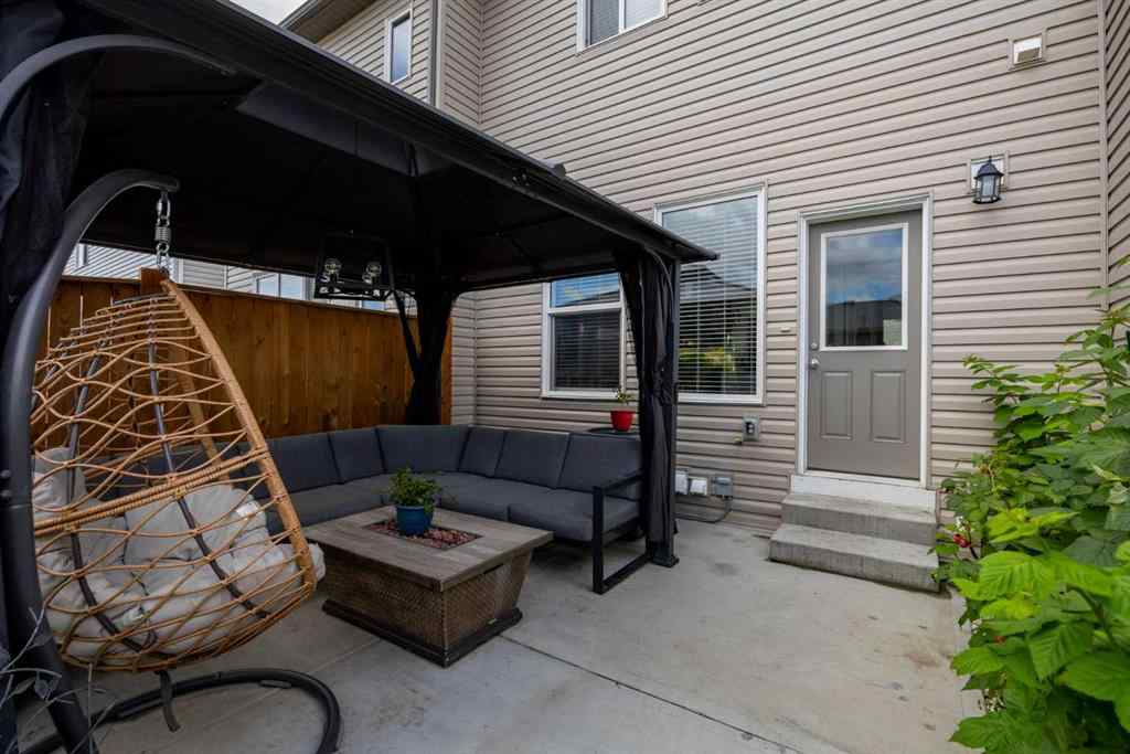 MLS® A2247470 - 116 Wolf Hollow Park SE in Wolf Willow Calgary, Residential