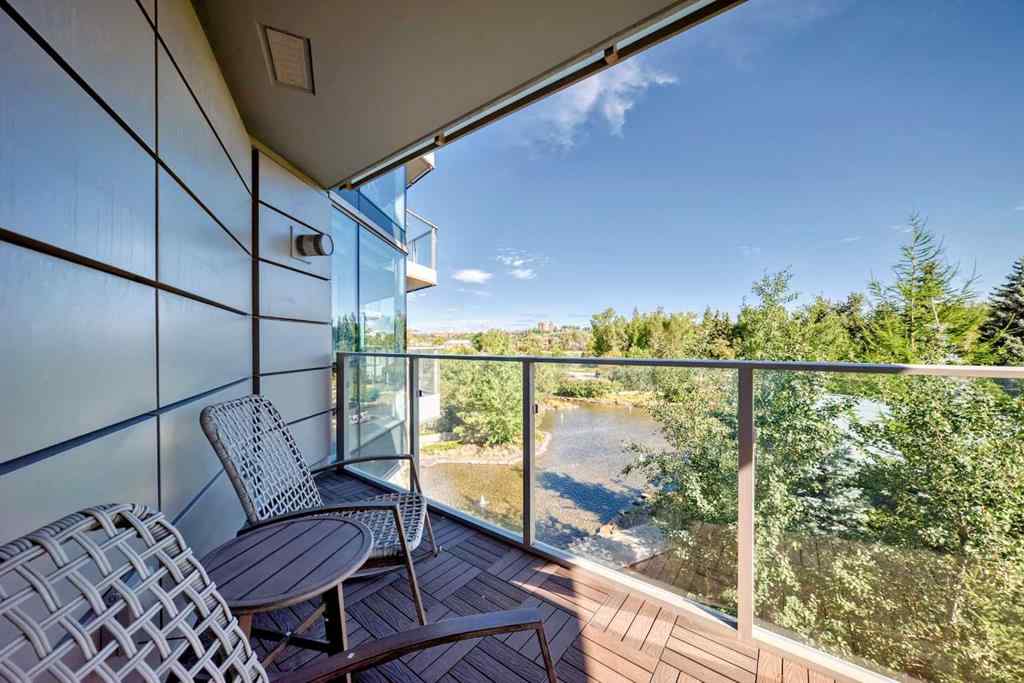 MLS® A2247479 - Unit #302 738 1 Avenue SW in Eau Claire Calgary, Residential