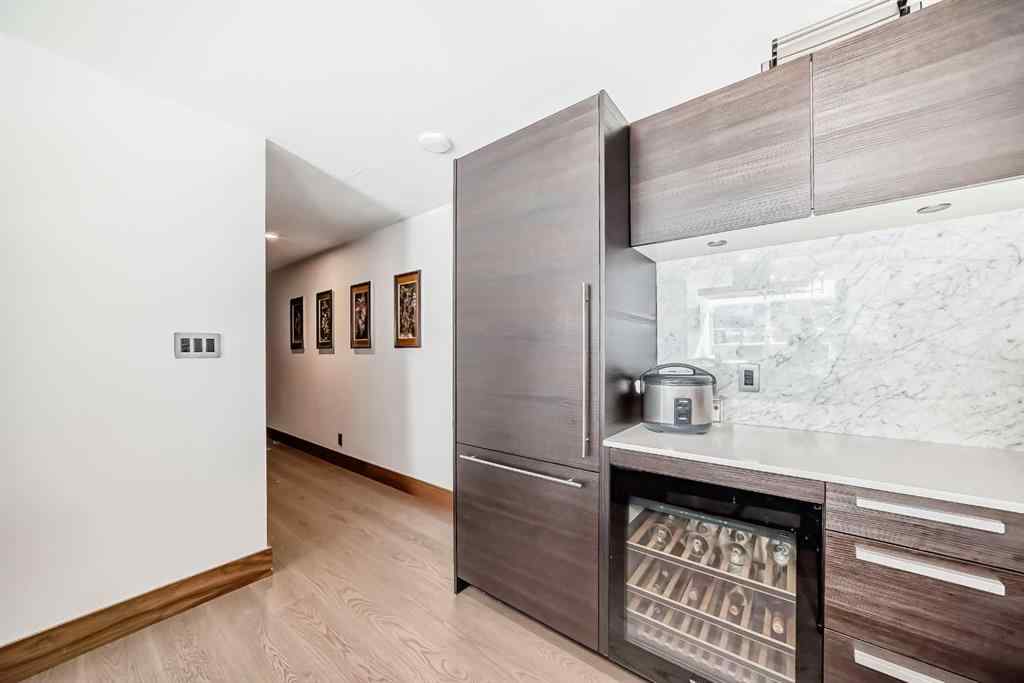 MLS® A2247479 - Unit #302 738 1 Avenue SW in Eau Claire Calgary, Residential