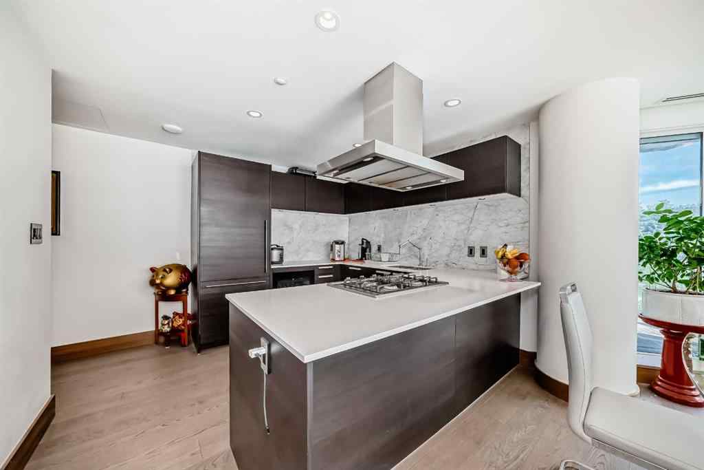 MLS® A2247479 - Unit #302 738 1 Avenue SW in Eau Claire Calgary, Residential