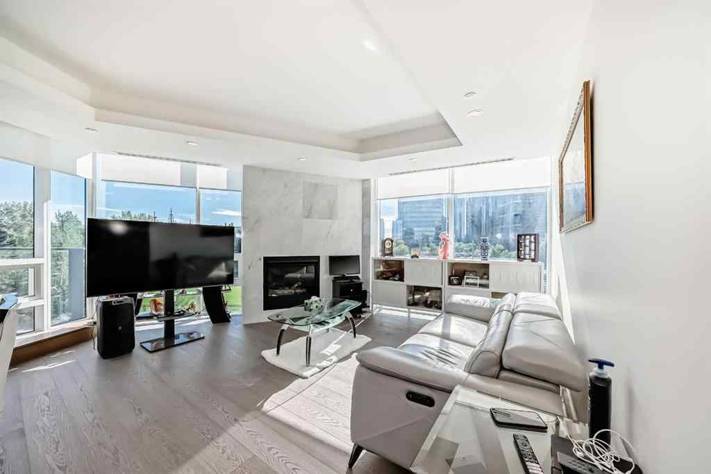 MLS® A2247479 - Unit #302 738 1 Avenue SW in Eau Claire Calgary, Residential