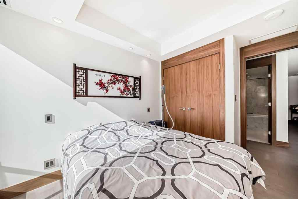 MLS® A2247479 - Unit #302 738 1 Avenue SW in Eau Claire Calgary, Residential