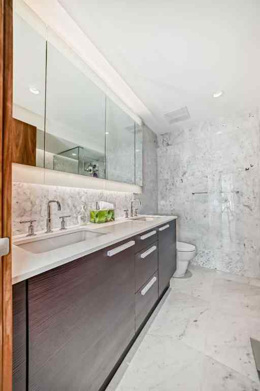 MLS® A2247479 - Unit #302 738 1 Avenue SW in Eau Claire Calgary, Residential